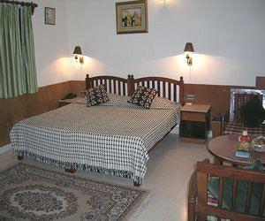 Corbett Treff Hotel Dhikuli Exterior photo